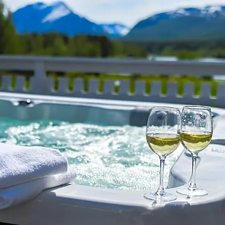 Gjestegard Hotel 2*
